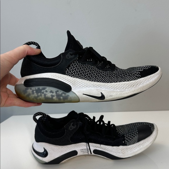 Nike Joyride Run Flyknit Sneakers Size 9 - Picture 13 of 15